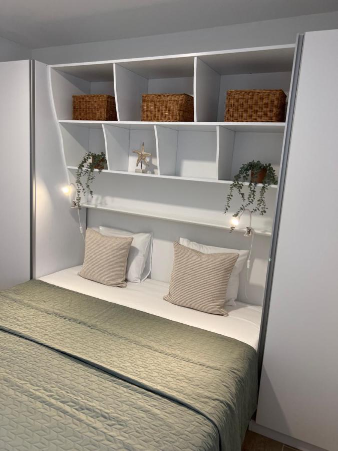 Sunset Huus Apartment Стариград-Пакленица Екстериор снимка